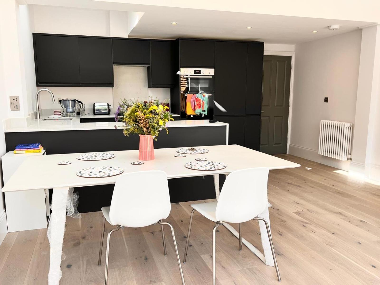 Spacious Earlsfield London